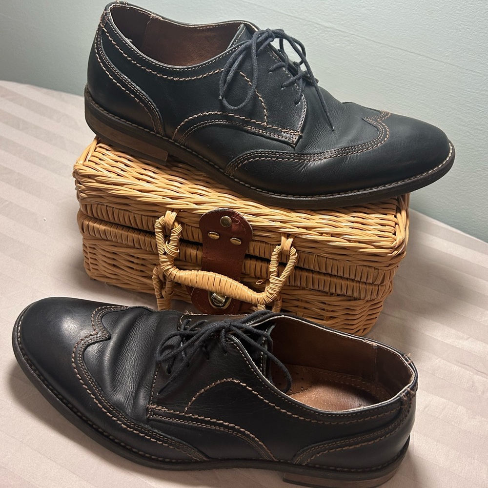 Johnston & Murphy Holden Wingtips